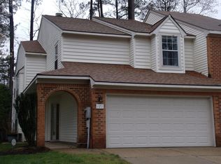 121 Spoon Ct, Yorktown, VA 23693