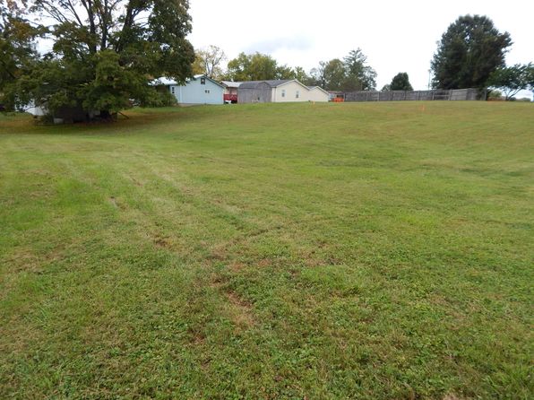 1 Cooper St, Harrisville, WV 26362