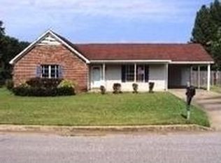 1013 Whitley St, Covington, TN 38019