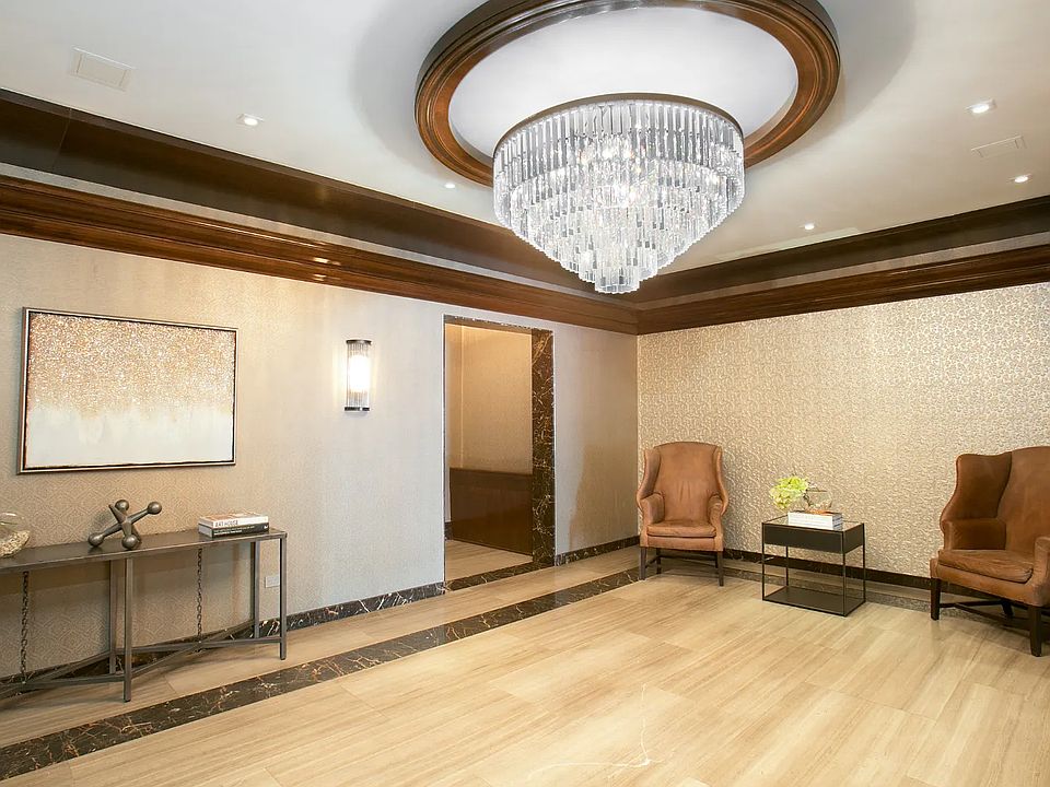 2nd image of 8 Gramercy Park S APT 6G