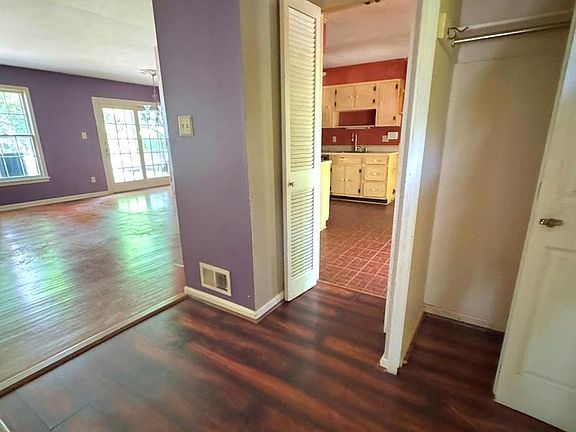 4th image of 12402 Asbury Dr