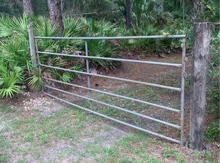 10046 W Dunnellon Rd, Crystal River, FL 34428