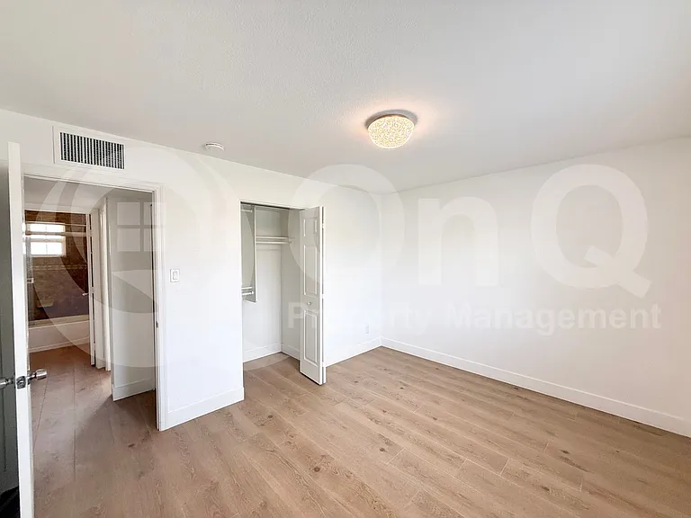 505 E El Camino Dr — Photo 9