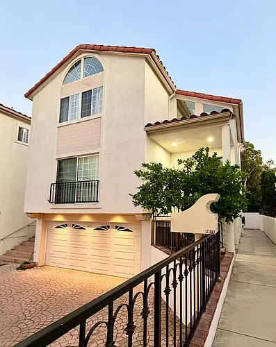 605 N Guadalupe Ave #B Photo 1