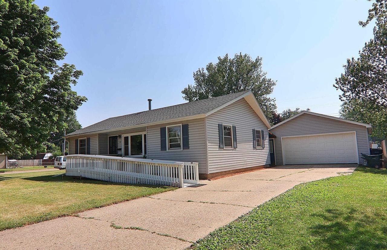 1707 South Osborne Avenue, Janesville, WI 53546 Zillow