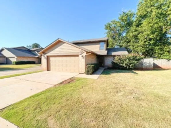 213 Woodbridge Cir, Edmond, OK 73012