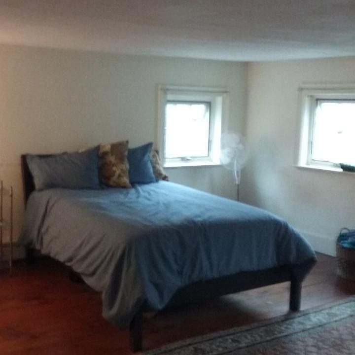 1st image of 105 Daniel St