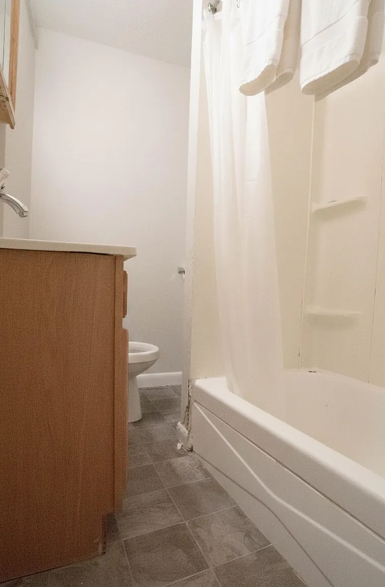 233 Harrison Ave Apartments — Photo 2