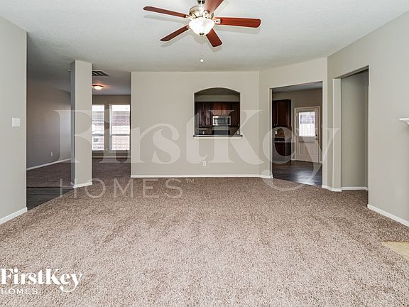 4th image of 4162 Wells Mark Dr