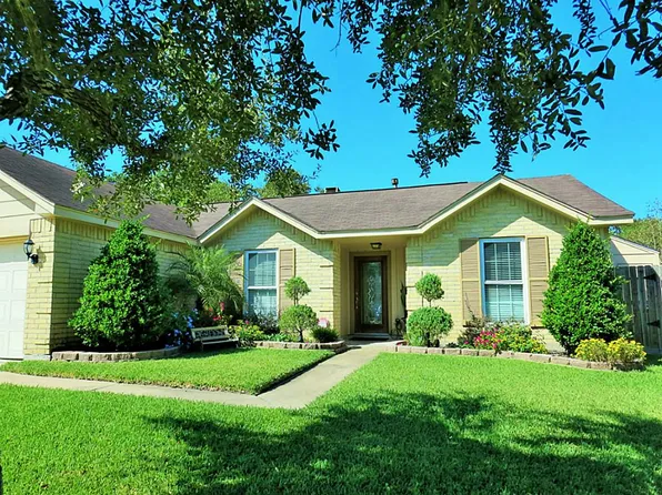 2708 Northern Dr, League City, TX 77573