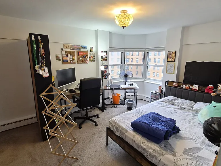 4970 N Marine Dr #721 — Photo 11
