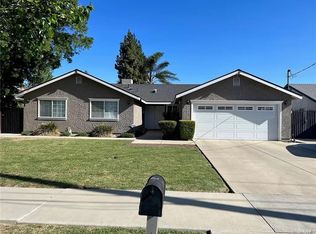 18627 Arminta St, Reseda, CA 91335
