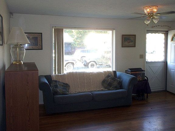 5th image of 3021 W Eloika Ave