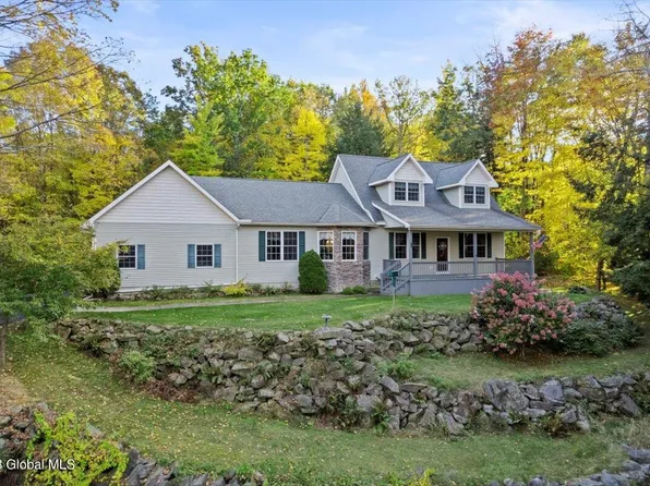 12 Lee Circle, Lake George, NY 12845
