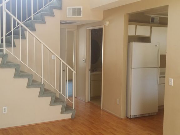 5th image of 11150 Glenoaks Blvd Unit 73