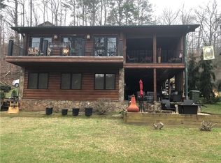 160 Megan Dr, Cleveland, GA 30528