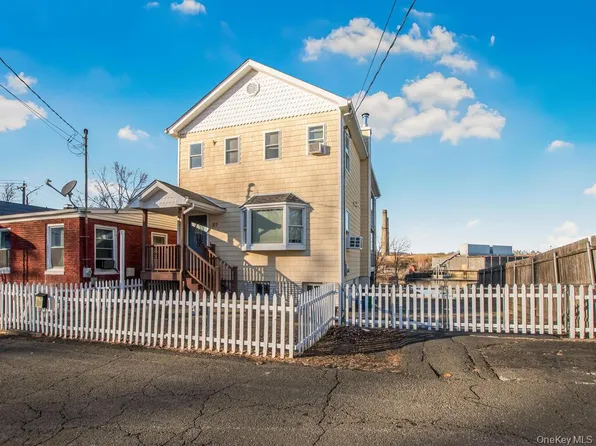 27 Warren Avenue, Haverstraw, NY 10927