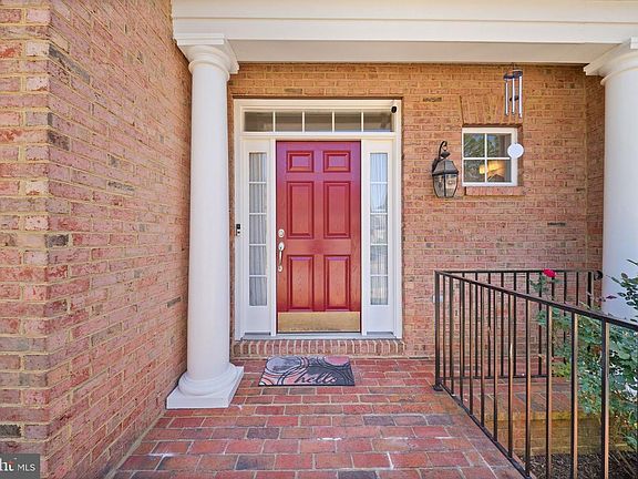 5th image of 7705 Ridgepark Ct