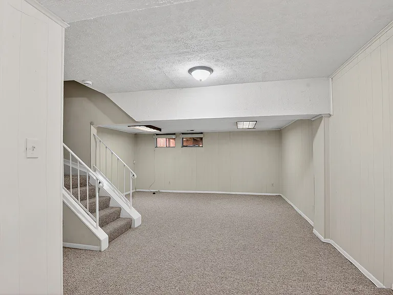 5326 King Arthur Cir — Photo 13