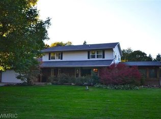 6747 Springbrook Ln, Kalamazoo, MI 49004