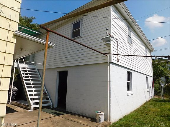3rd image of 4428 Noble St N