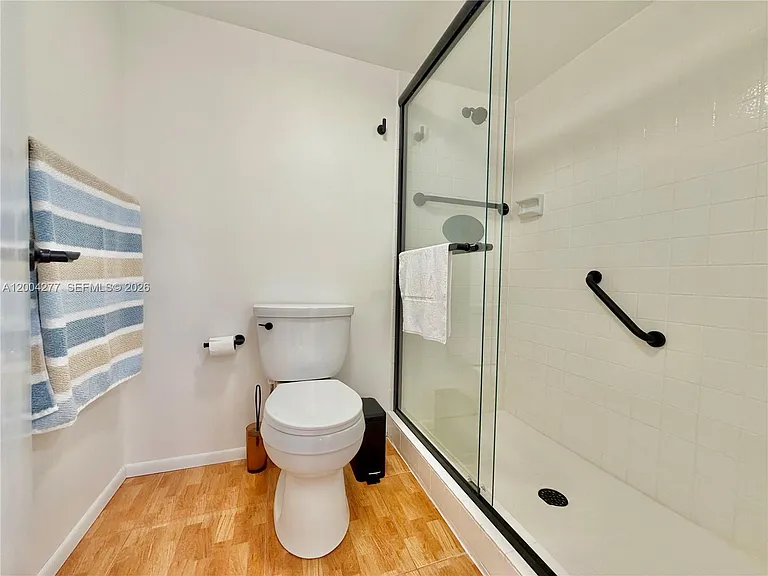 1203 Bahama Bnd #G1 — Photo 25