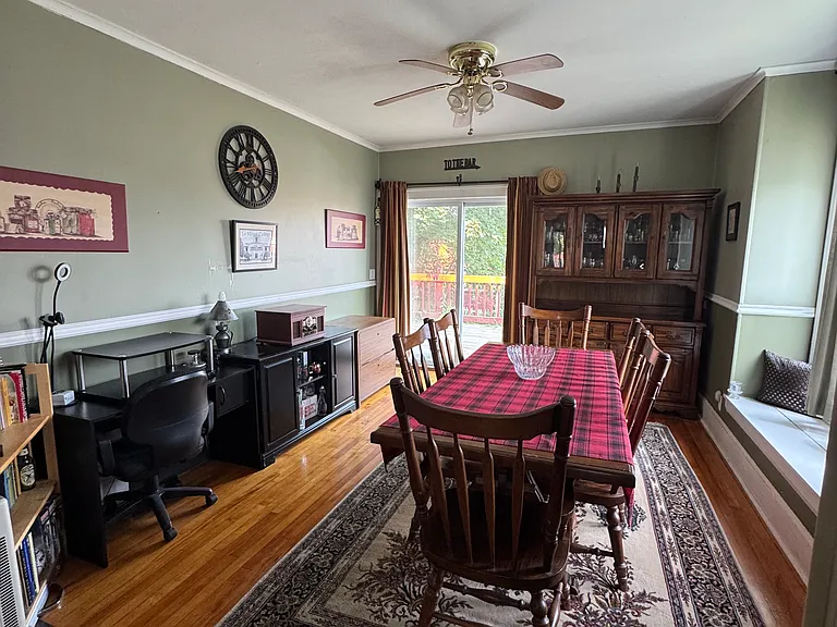 132 Tennyson Ave — Photo 10