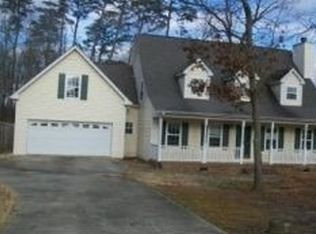 703 Michael Dr, Winder, GA 30680