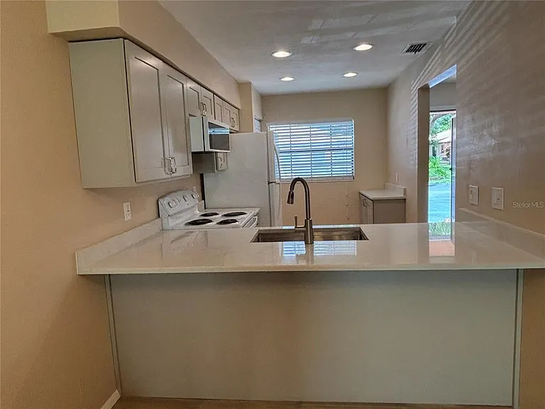 13250 Ridge Rd #1-6 — Photo 11