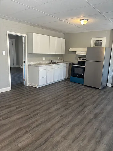 600 Main St #1 Photo 1