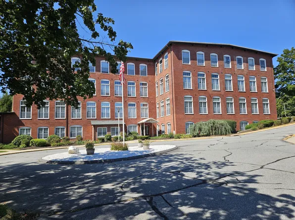 45 Main Street APT 103, Plainfield, CT 06374