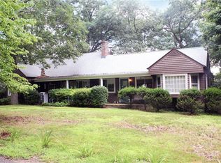 3 Nehantic Trl, Niantic, CT 06357