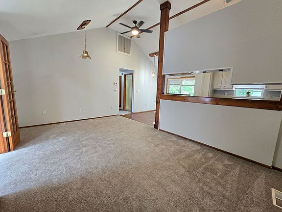 2nd image of 16 Wilshire Wood Dr