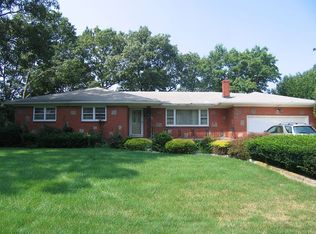 72 Mayfair Rd, Nesconset, NY 11767