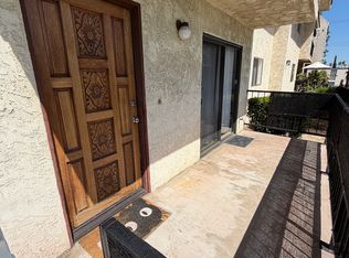 77 N Holliston Ave APT 3, Pasadena, CA 91106