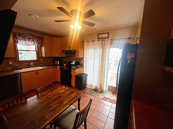 1st floor Kitchen area