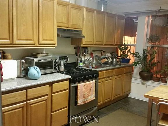 5th image of 608 Eastern Pkwy APT 1