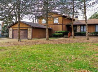 2N390 Colt Dr, Elburn, IL 60119