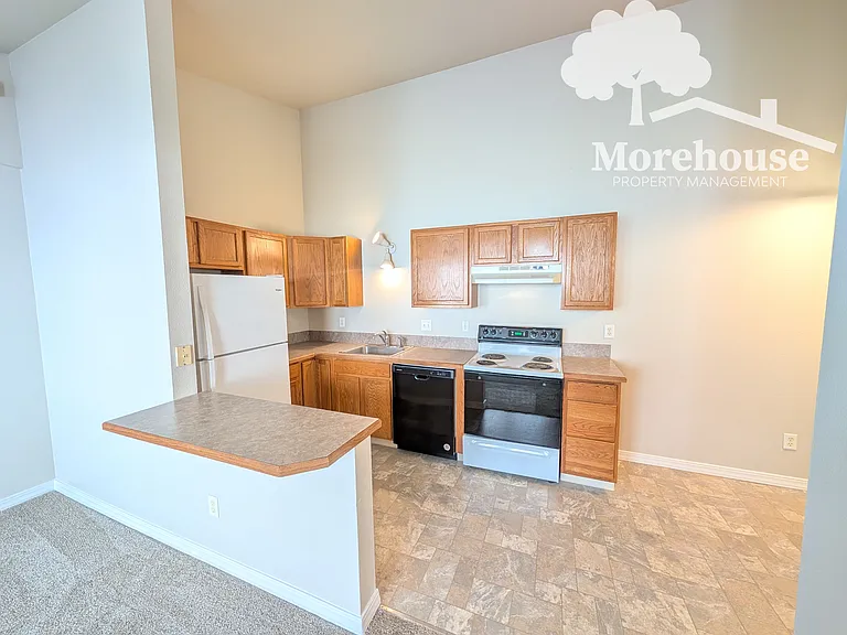 255 Delaware Ave — Photo 7