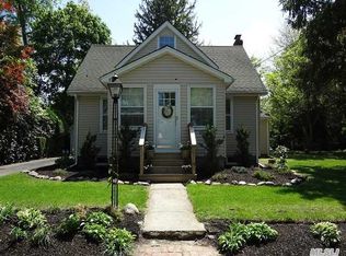 46 Undine Rd, Rocky Point, NY 11778