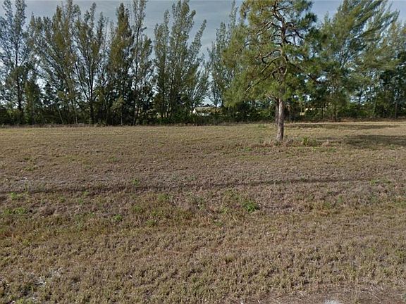 4th image of 2104 NW 27th Ter