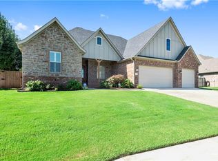 1925 Venice Ave, Lowell, AR 72745