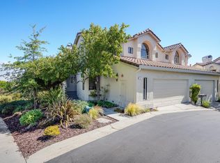 14 Clover Ln, San Carlos, CA 94070