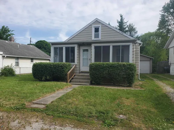 404 W Centennial Ave, Muncie, IN 47303
