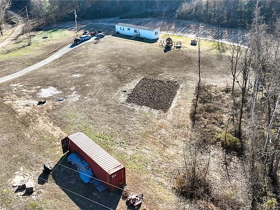 5th image of 28757 Sharon Hollow Rd