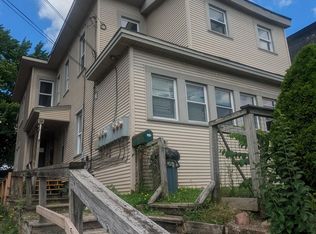 120 W Manlius St APT 4, East Syracuse, NY 13057