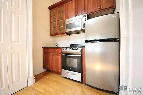Rented by (Legacy) NY Quality Living Uptown | media 14