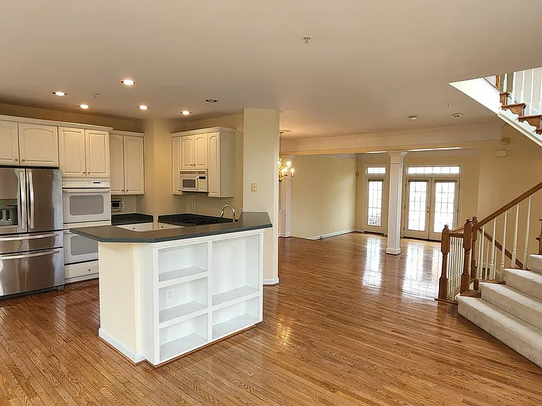 8021 Kidwell Town Ct — Photo 9