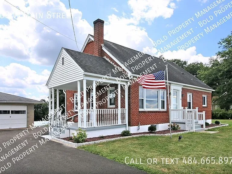 303 W Main St — Photo 1