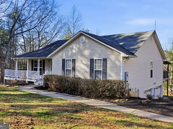 1139 Davis Rd W, Fairmount, GA 30139